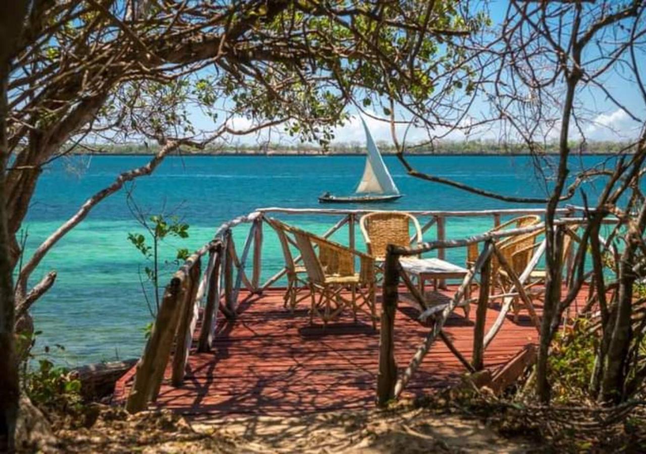 Firefly Eco Retreat Villa Shimoni Bagian luar foto